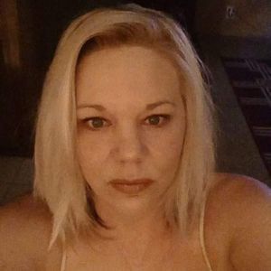 Meet your Posher, Janel